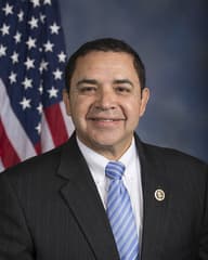 Portrait of Henry Cuellar