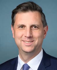 Portrait of Seth Magaziner